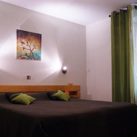 Logis Hotel De La Paix - Турню Номер фото